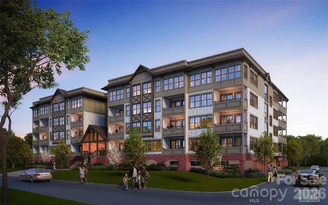 75 Thompson Street, Asheville, NC 28803