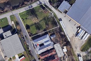 75 Thompson Street, Asheville, NC 28803