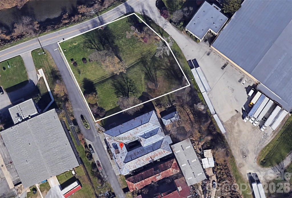 75 Thompson Street, Asheville, NC 28803
