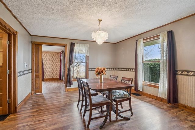 297 Goudy Road, Mt Vernon, IA 52314