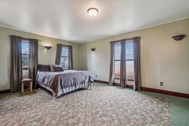 297 Goudy Road, Mt Vernon, IA 52314