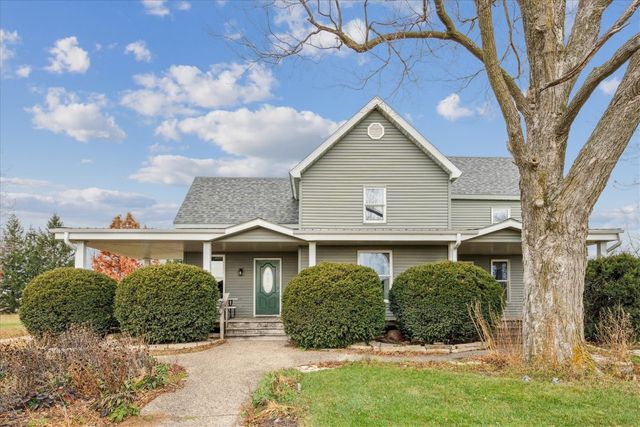 297 Goudy Road, Mt Vernon, IA 52314