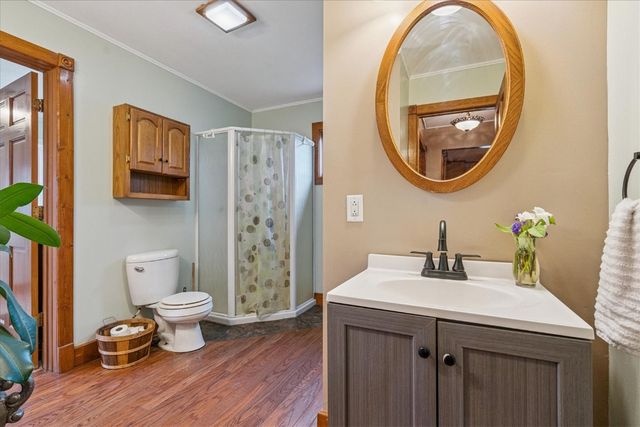 297 Goudy Road, Mt Vernon, IA 52314