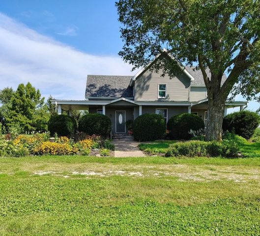 297 Goudy Road, Mt Vernon, IA 52314