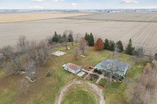 297 Goudy Road, Mt Vernon, IA 52314