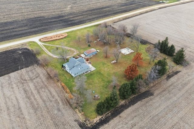 297 Goudy Road, Mt Vernon, IA 52314