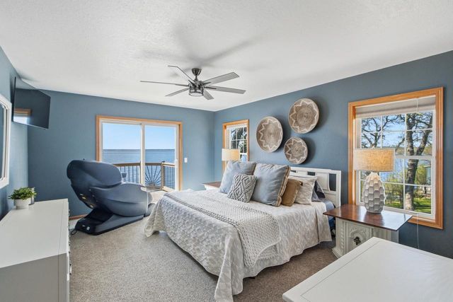 N1021 Vinnie Ha Ha Road, Fort Atkinson, WI 53538
