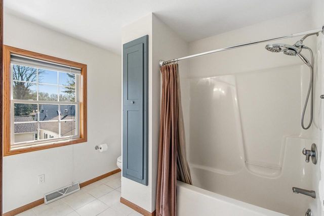 N1021 Vinnie Ha Ha Road, Fort Atkinson, WI 53538