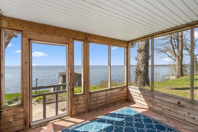 N1021 Vinnie Ha Ha Road, Fort Atkinson, WI 53538