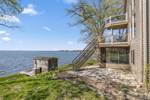 N1021 Vinnie Ha Ha Road, Fort Atkinson, WI 53538