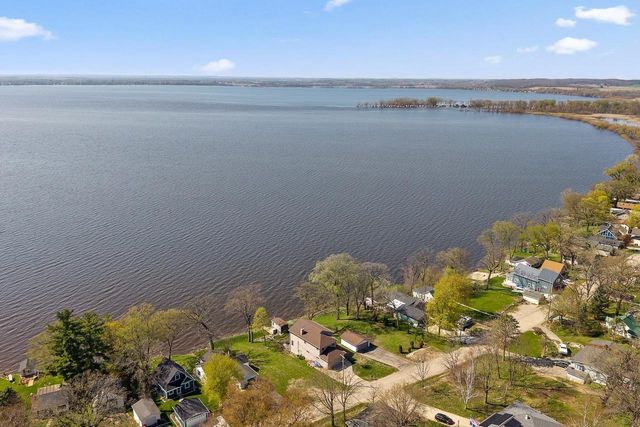 N1021 Vinnie Ha Ha Road, Fort Atkinson, WI 53538