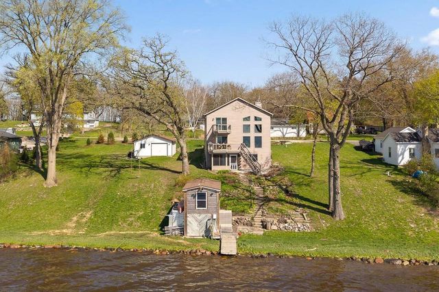 N1021 Vinnie Ha Ha Road, Fort Atkinson, WI 53538
