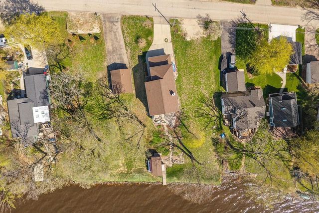 N1021 Vinnie Ha Ha Road, Fort Atkinson, WI 53538