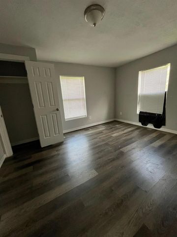 6908 Larkstone Street, Houston, TX 77028