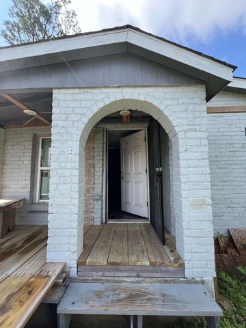 6908 Larkstone Street, Houston, TX 77028