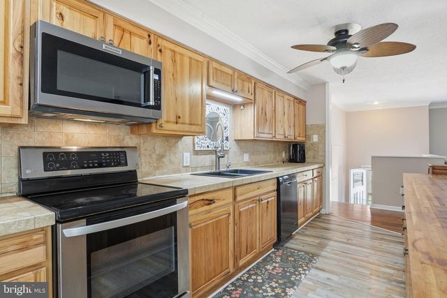 304 MARYLAND AVE, Pasadena, MD 21122