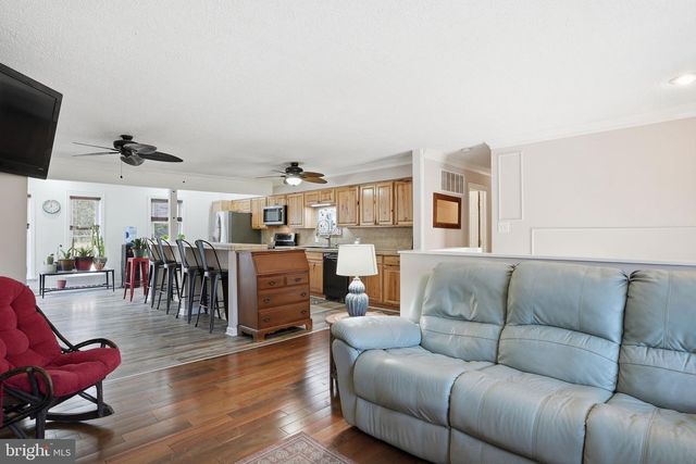 304 MARYLAND AVE, Pasadena, MD 21122