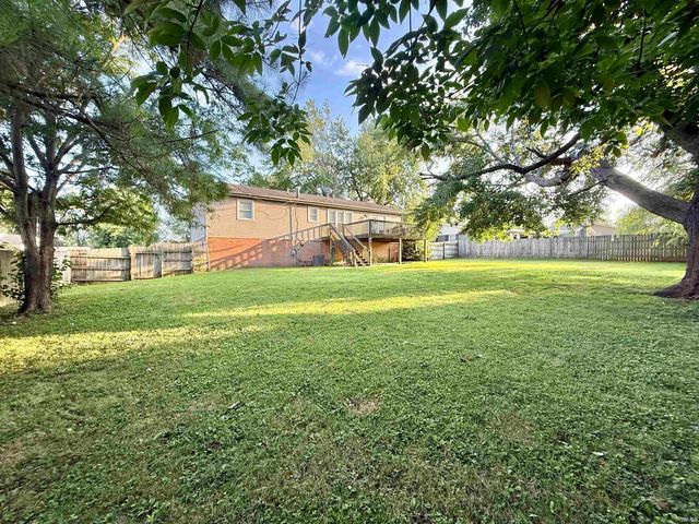 7766 Owens Drive, Newburgh, IN 47630