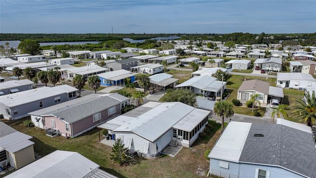 723 RIVERVIEW CIRCLE, North Port, FL 34287