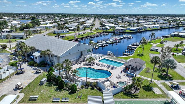 723 RIVERVIEW CIRCLE, North Port, FL 34287