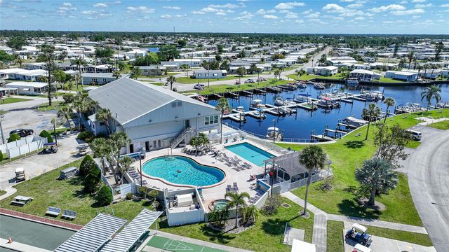 723 RIVERVIEW CIRCLE, North Port, FL 34287