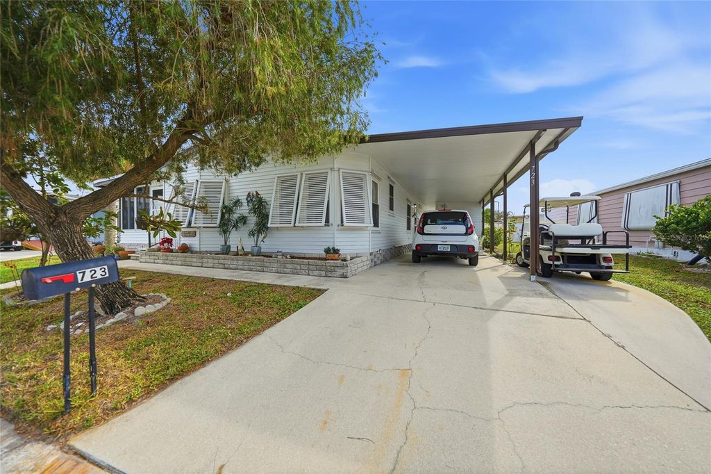 723 RIVERVIEW CIRCLE, North Port, FL 34287