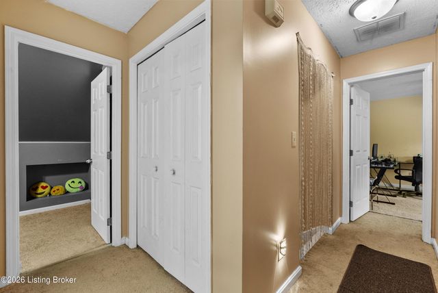 11503 Halifax Dr, Louisville, KY 40245