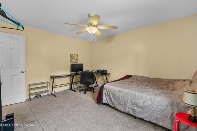 11503 Halifax Dr, Louisville, KY 40245