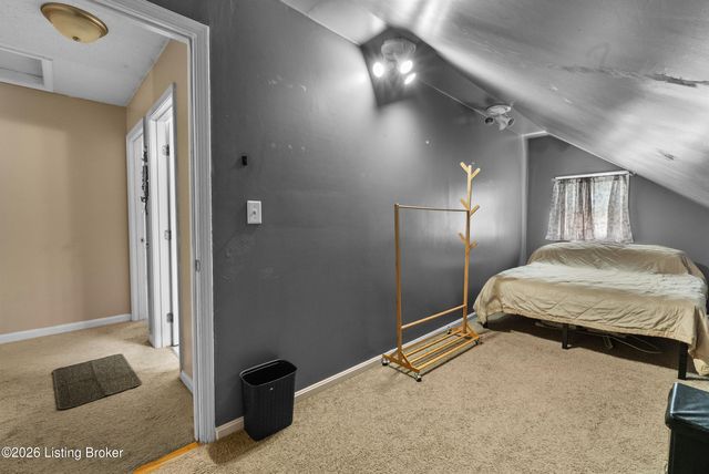 11503 Halifax Dr, Louisville, KY 40245