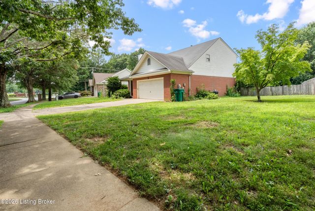 11503 Halifax Dr, Louisville, KY 40245
