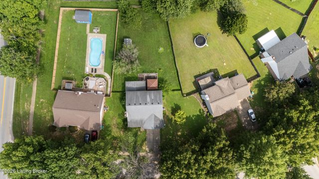 11503 Halifax Dr, Louisville, KY 40245