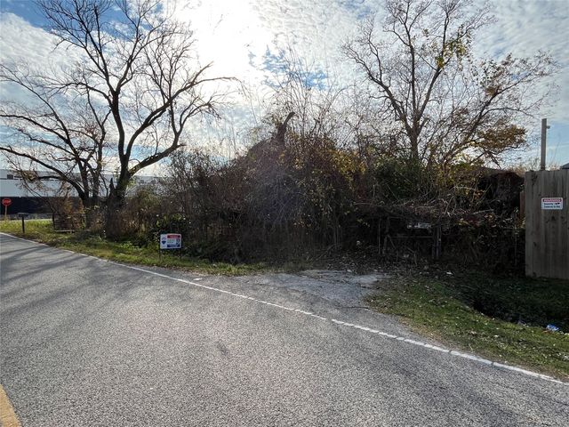 11905 Comet Drive, Houston, TX 77086