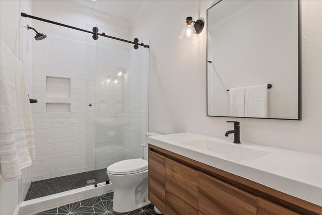 1061 Hidden Valley Court, Waco, TX 76657