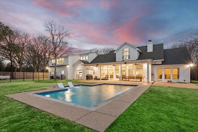 1061 Hidden Valley Court, Waco, TX 76657