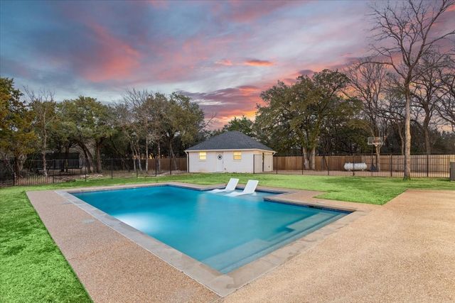 1061 Hidden Valley Court, Waco, TX 76657