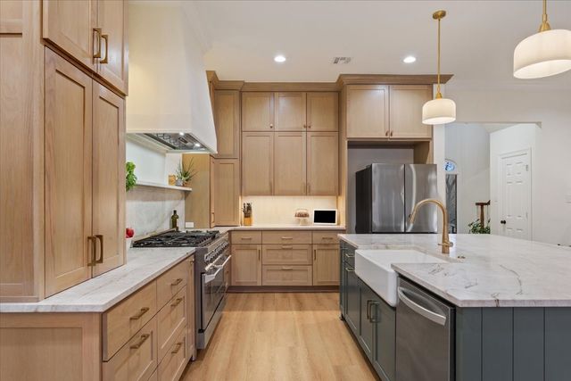 1061 Hidden Valley Court, Waco, TX 76657