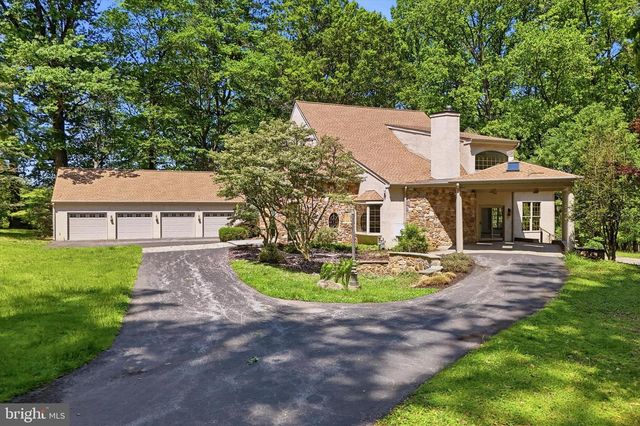 151 LINE RD, Malvern, PA 19355