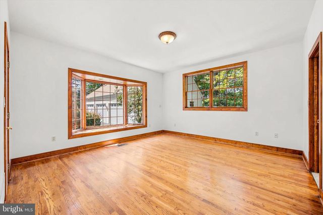 151 LINE RD, Malvern, PA 19355