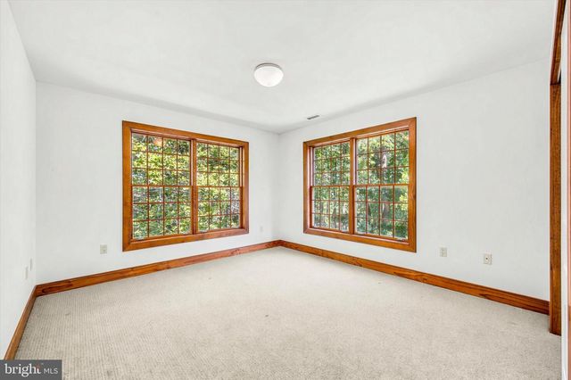 151 LINE RD, Malvern, PA 19355