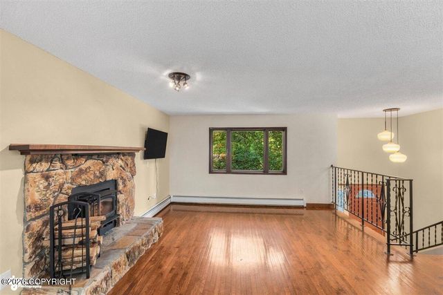 3820 Eastway Loop, Anchorage, AK 99504