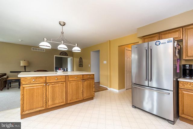 2272 WARNER RD, Lansdale, PA 19446