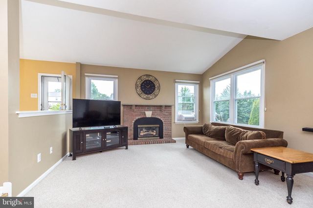 2272 WARNER RD, Lansdale, PA 19446