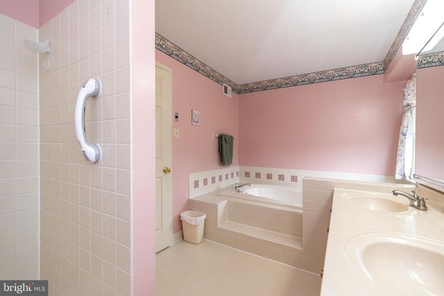 2272 WARNER RD, Lansdale, PA 19446