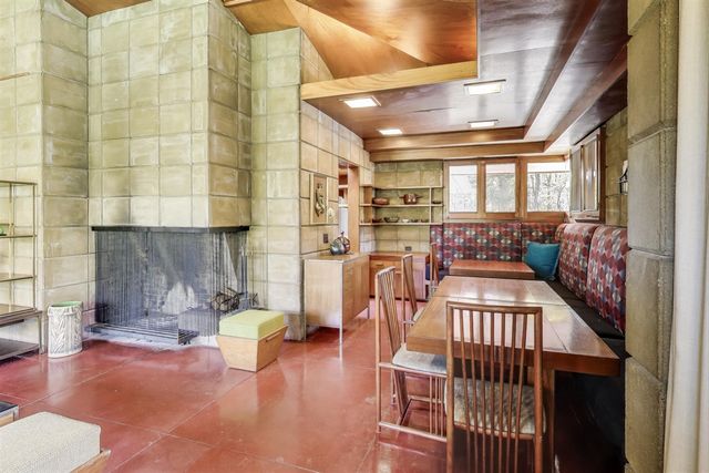 11185 Hawthorne Drive, Galesburg, MI 49053