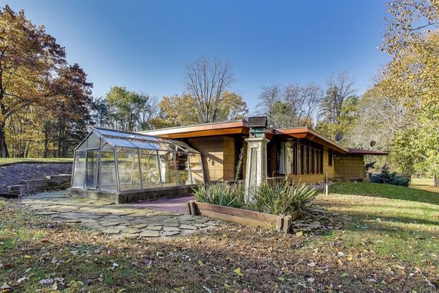 11185 Hawthorne Drive, Galesburg, MI 49053
