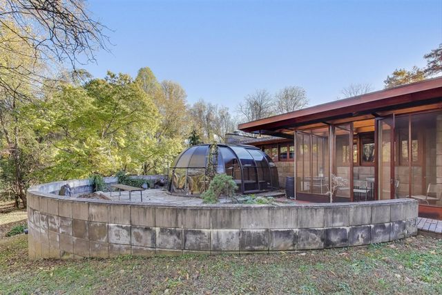 11185 Hawthorne Drive, Galesburg, MI 49053