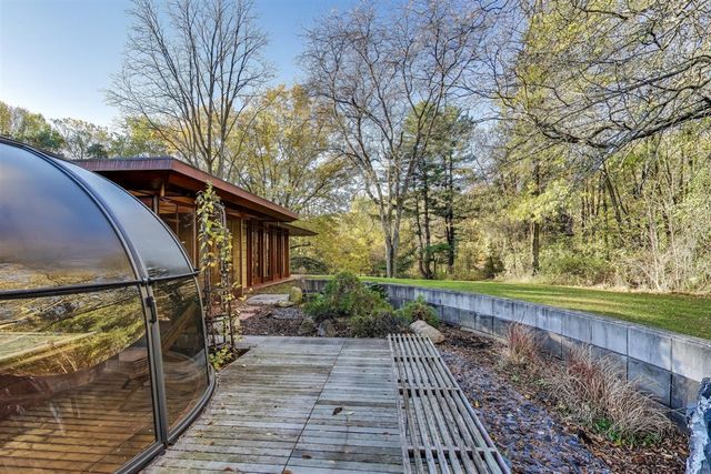 11185 Hawthorne Drive, Galesburg, MI 49053