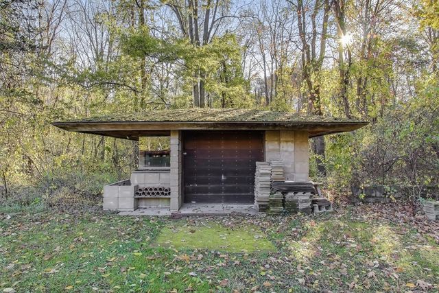 11185 Hawthorne Drive, Galesburg, MI 49053