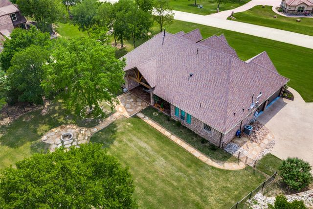 2165 Woodland Drive, Cross Roads, TX 76227