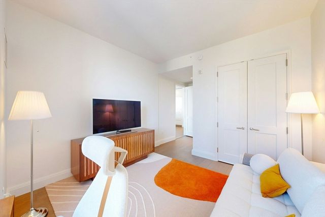 240 Devonshire St 3912, Boston, MA 02110